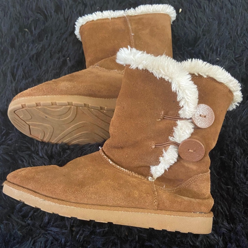 Fuzzy boots